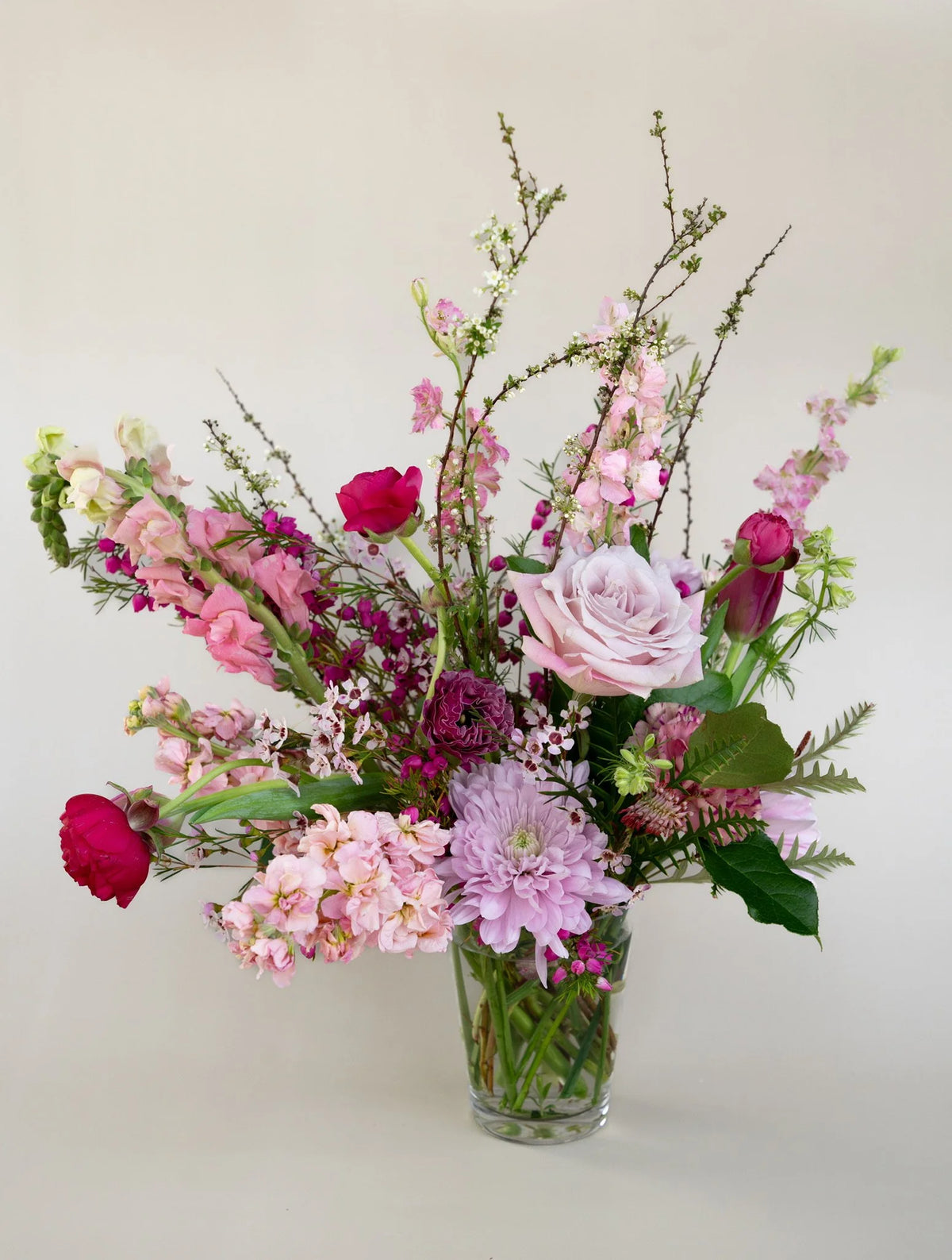 First Kiss (Vase Arrangement) (Available 2/13-2/14)