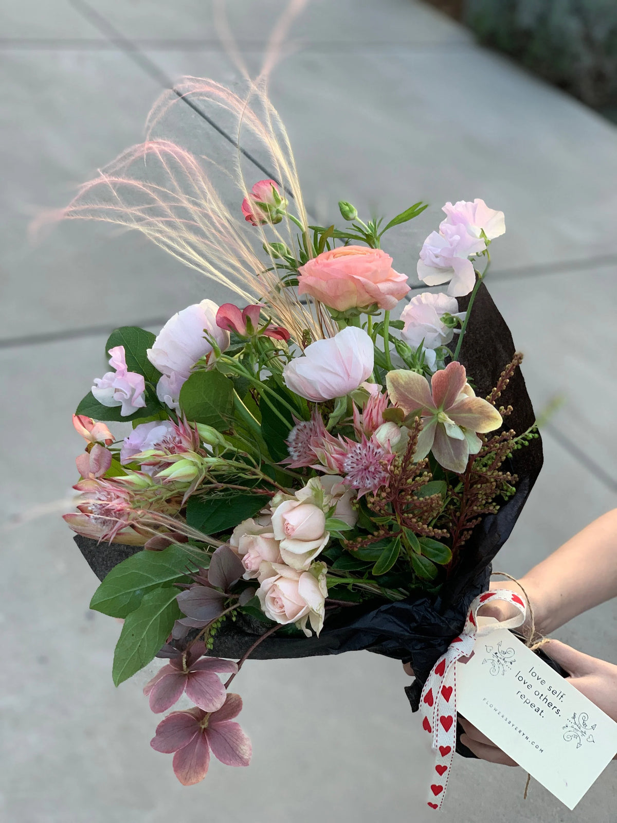 Gimme a Hug Wrapped Bouquet (Available 2/13-2/14)